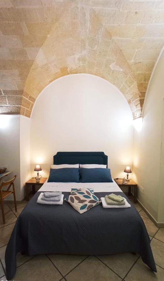 Palazzo Saraceno Apartment-Taras Taranto Exterior foto